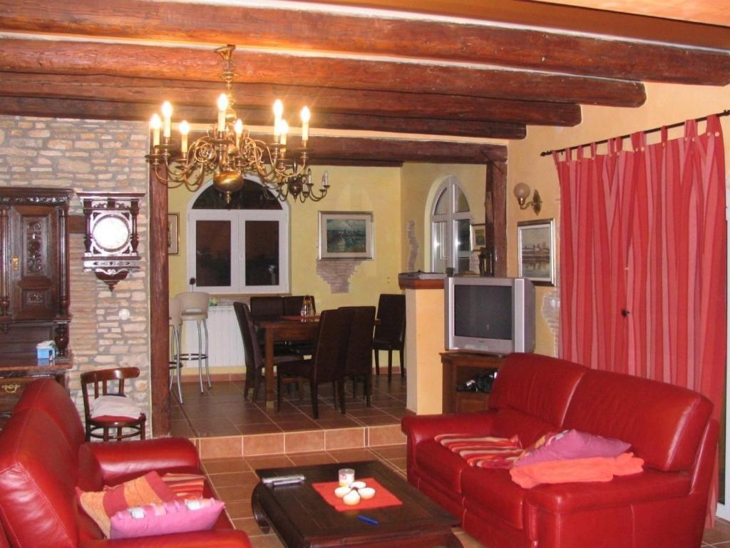 Villa In Funtana With Private Tenniscourt Luaran gambar